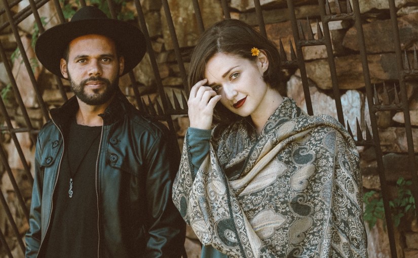 Kleidung und Accessoires